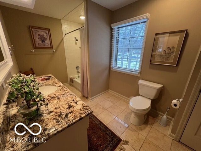 17 Windridge Street, Anderson, IN 46011