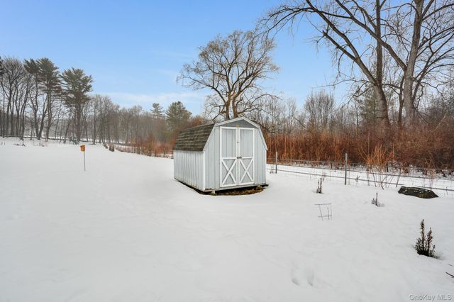 33 Milltown Road, Brewster, NY 10509