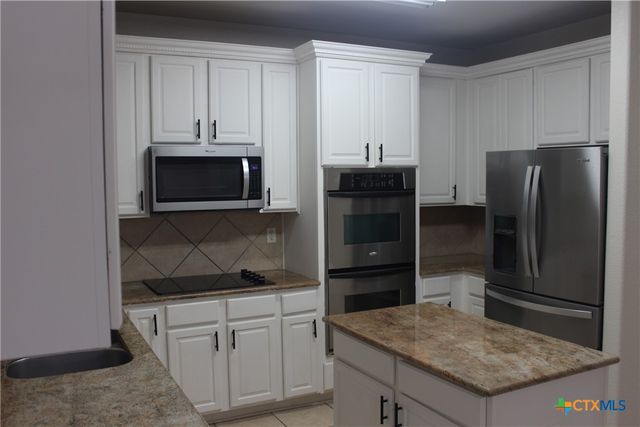 2810 Phoenix Drive, Killeen, TX 76543