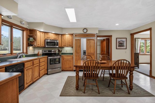 3265 Bergum Road, Mount Horeb, WI 53572