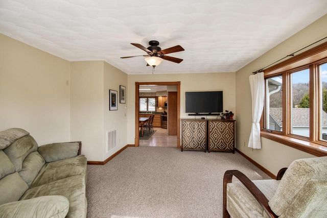 3265 Bergum Road, Mount Horeb, WI 53572