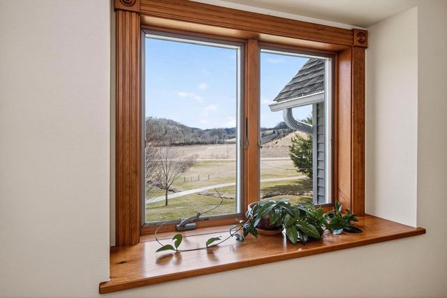 3265 Bergum Road, Mount Horeb, WI 53572