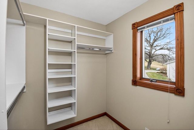 3265 Bergum Road, Mount Horeb, WI 53572