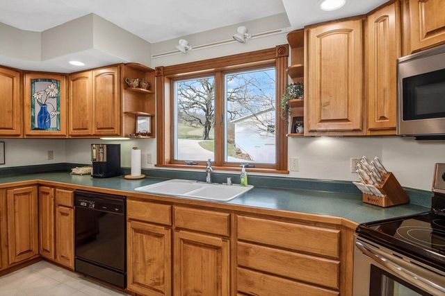 3265 Bergum Road, Mount Horeb, WI 53572