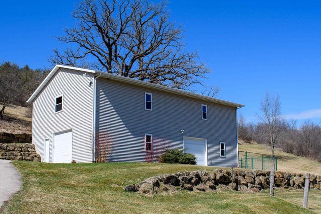 3265 Bergum Road, Mount Horeb, WI 53572