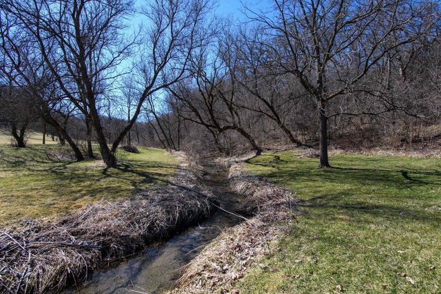 3265 Bergum Road, Mount Horeb, WI 53572
