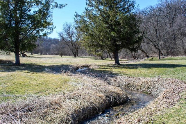 3265 Bergum Road, Mount Horeb, WI 53572