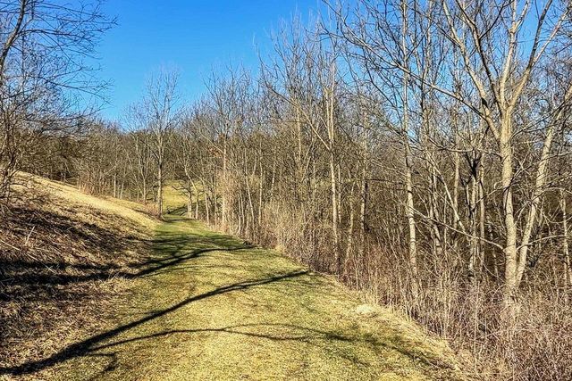 3265 Bergum Road, Mount Horeb, WI 53572