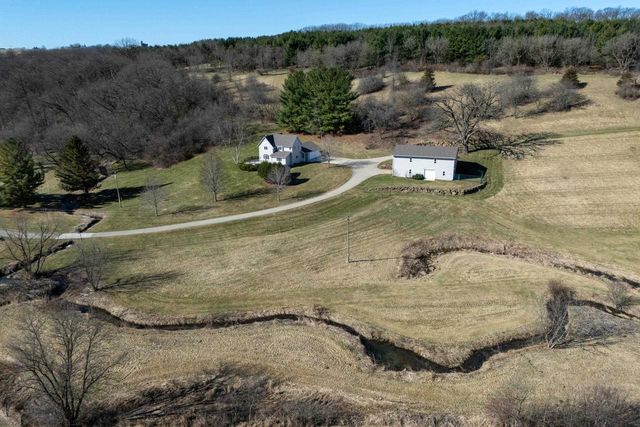 3265 Bergum Road, Mount Horeb, WI 53572