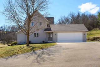 3265 Bergum Road, Mount Horeb, WI 53572