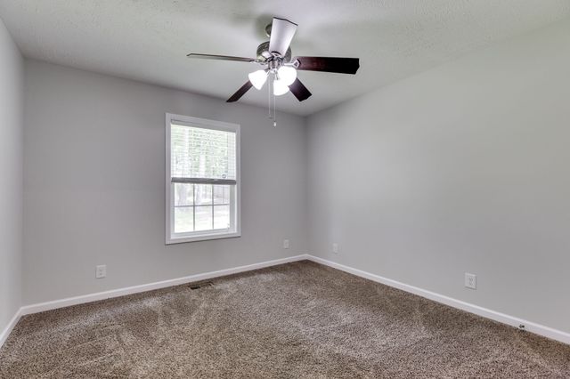 107 Doak St, Shelbyville, TN 37160