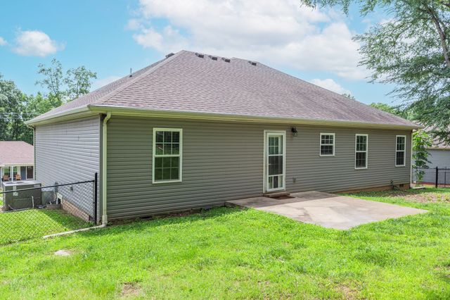 107 Doak St, Shelbyville, TN 37160