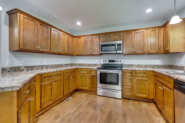 107 Doak St, Shelbyville, TN 37160