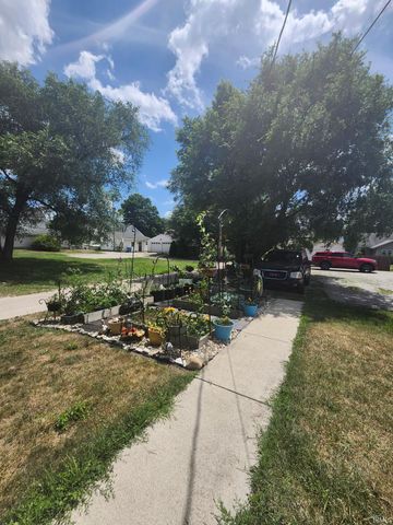 208 E Van Buren Street, Columbia City, IN 46725