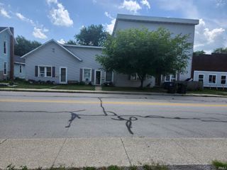 208 E Van Buren Street, Columbia City, IN 46725