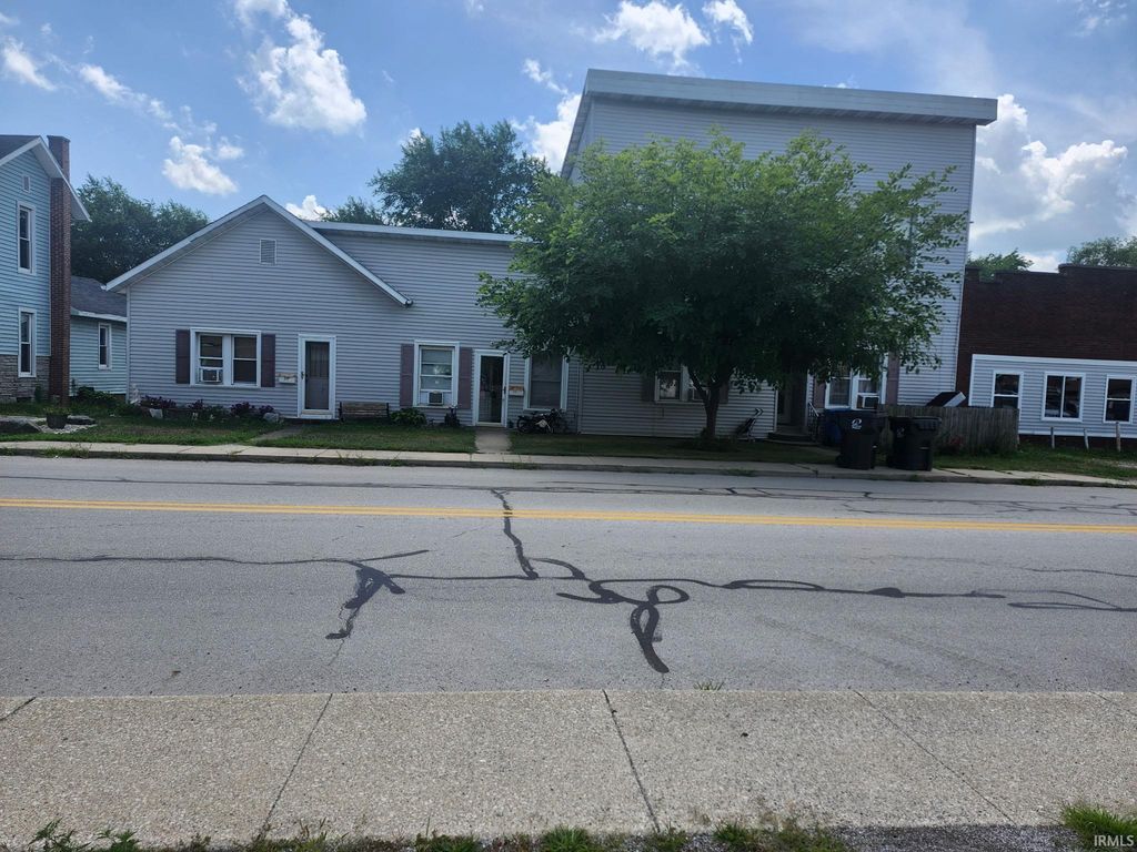 208 E Van Buren Street, Columbia City, IN 46725