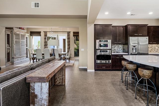 1911 Torchlight Lane, Palm Springs, CA 92264