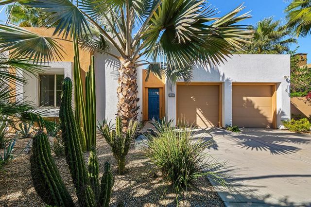 1911 Torchlight Lane, Palm Springs, CA 92264