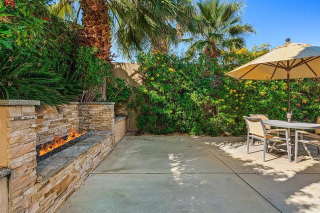 1911 Torchlight Lane, Palm Springs, CA 92264