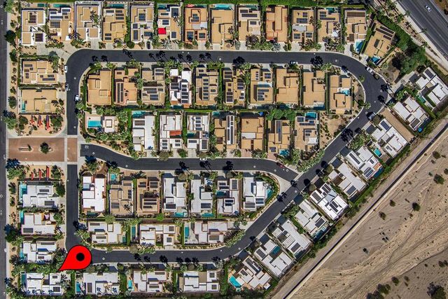 1911 Torchlight Lane, Palm Springs, CA 92264