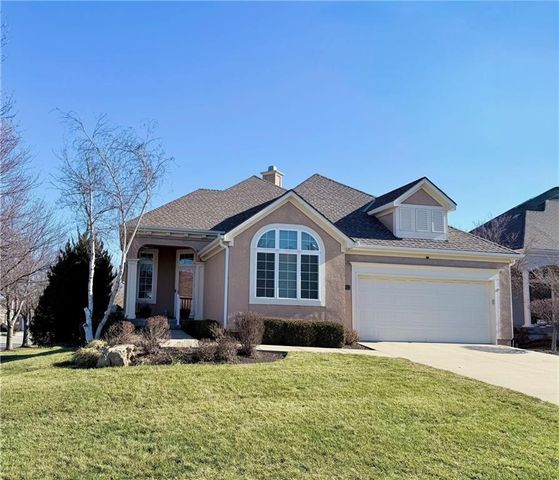11813 S Hallet Street, Olathe, KS 66062