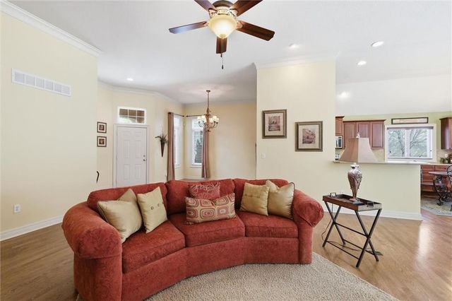 11813 S Hallet Street, Olathe, KS 66062