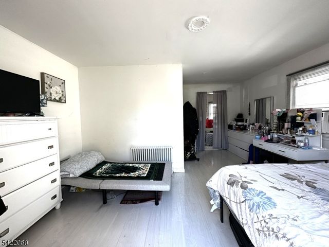 126 Bartholdi Ave, Butler Boro, NJ 07405
