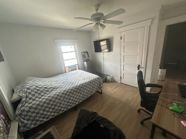 126 Bartholdi Ave, Butler Boro, NJ 07405