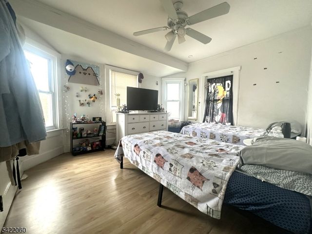 126 Bartholdi Ave, Butler Boro, NJ 07405