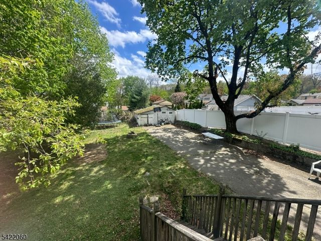 126 Bartholdi Ave, Butler Boro, NJ 07405