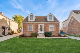 7733 W Glenlake Avenue, Chicago, IL 60631