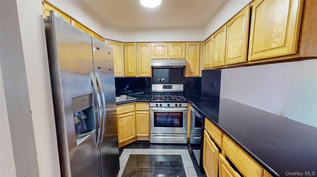 443 Amber Street, Brooklyn, NY 11208