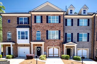 1925 Appaloosa Mill Circle, Buford, GA 30519