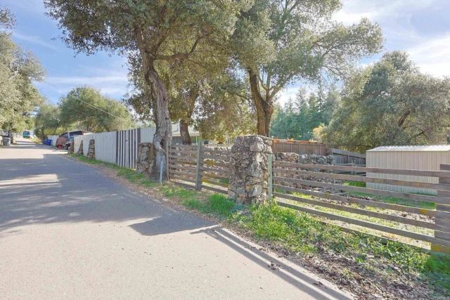 25077 Manzanita Lane, Descanso, CA 91916