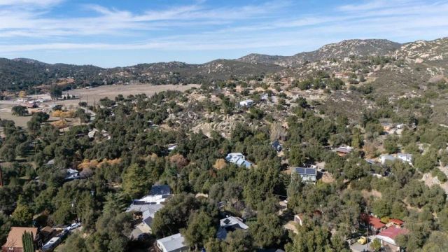 25077 Manzanita Lane, Descanso, CA 91916