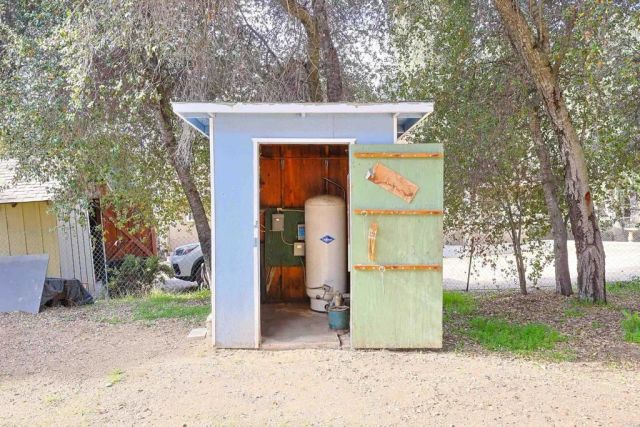 25077 Manzanita Lane, Descanso, CA 91916