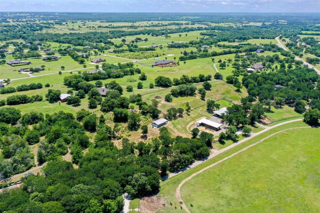 1750 S Fm 372, Gainesville, TX 76240