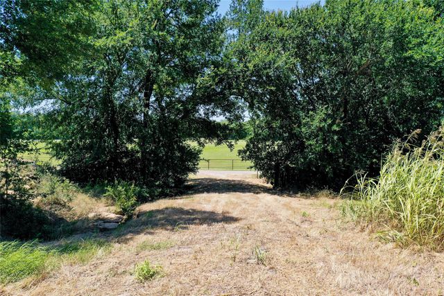 1750 S Fm 372, Gainesville, TX 76240