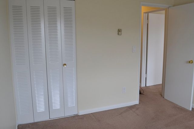 4 Universal Street 12, Framingham, MA 01702