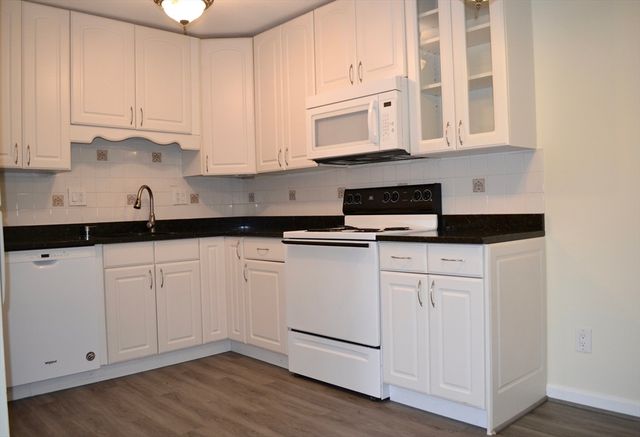 4 Universal Street 12, Framingham, MA 01702