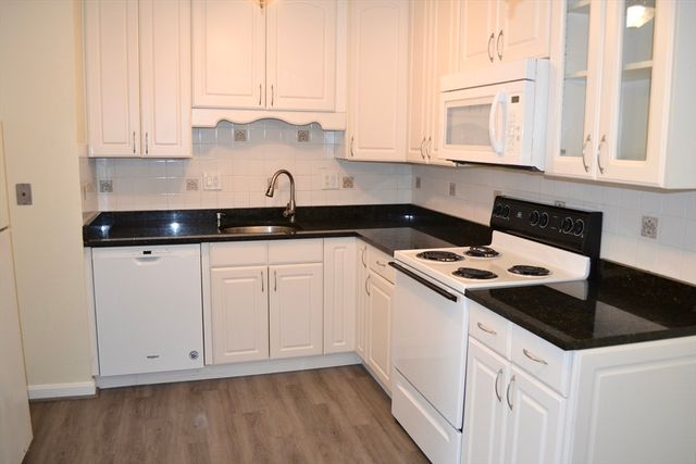 4 Universal Street 12, Framingham, MA 01702