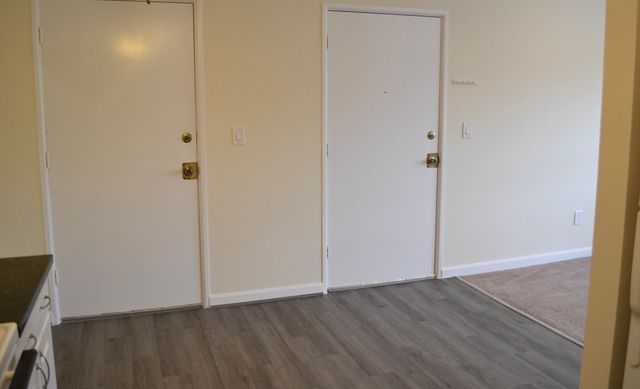 4 Universal Street 12, Framingham, MA 01702