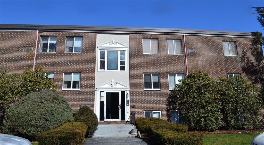 4 Universal Street 12, Framingham, MA 01702