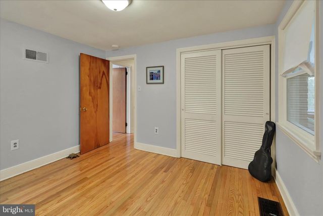 36 PEACOCK DR, Lancaster, PA 17601
