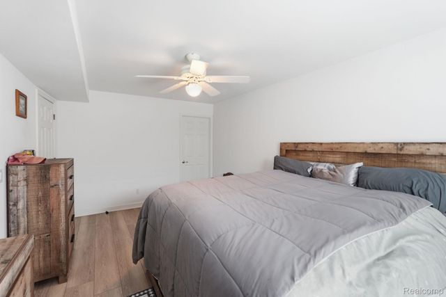 37810 Jefferson Avenue, Harrison Charter Township, MI 48045