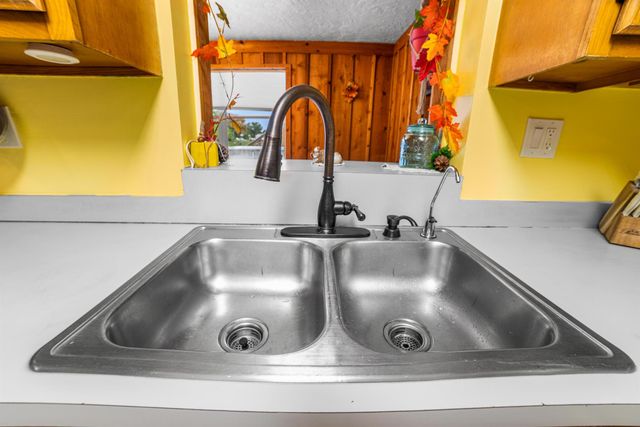 2477 SE 27th Street, Okeechobee, FL 34974