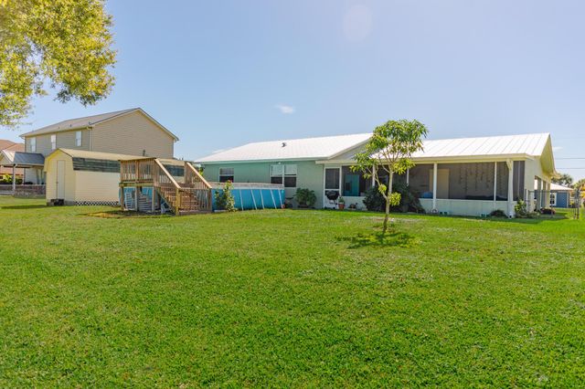 2477 SE 27th Street, Okeechobee, FL 34974