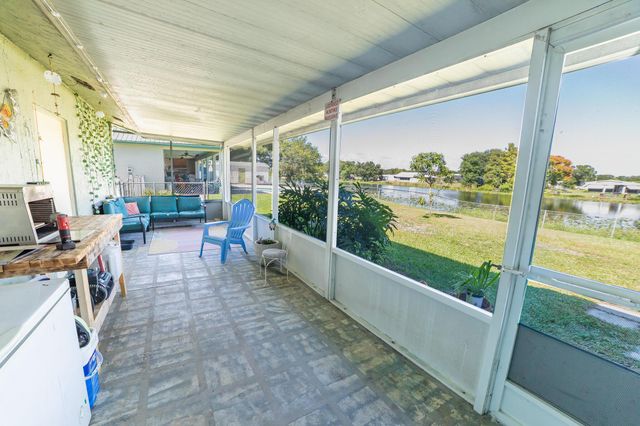 2477 SE 27th Street, Okeechobee, FL 34974