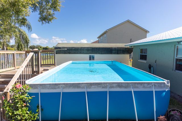 2477 SE 27th Street, Okeechobee, FL 34974