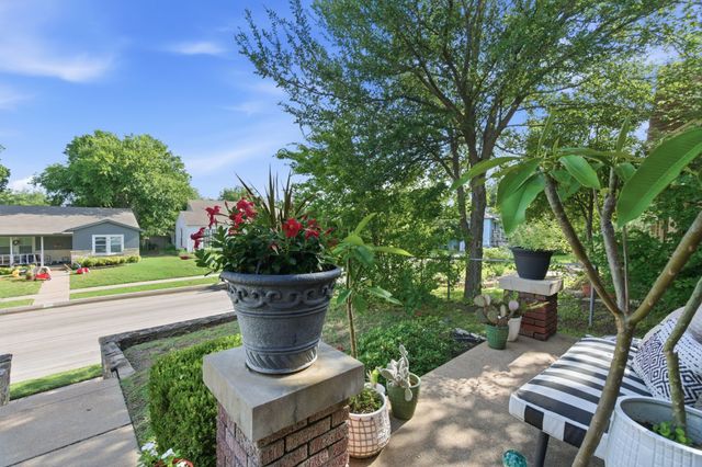 3850 Harley Avenue, Fort Worth, TX 76107
